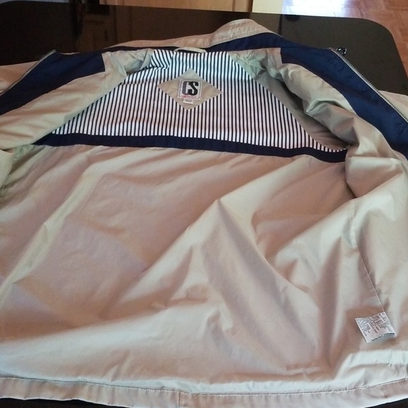 CS Signature Coat - Picture 10 of 12